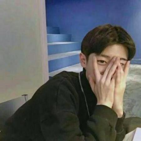 吃瓜娱乐微博头像男,揭秘吃瓜娱乐界男星们的微博头像魅力